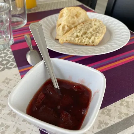 Pensionat Comme Evidence Et D'hotes 3*