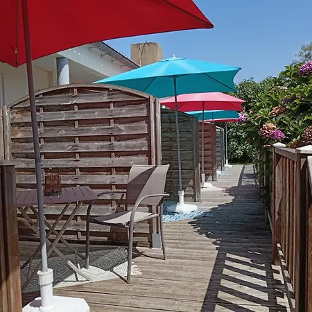 Comme Evidence Et D'hotes 3*