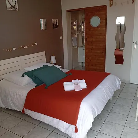 게스트하우스 Comme Une Evidence Chambres D'Hotes