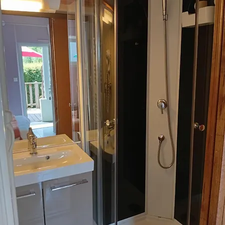 Comme Evidence Et D'hotes Pensionat 3*