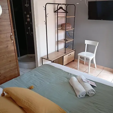 Comme Une Evidence Chambres D'Hotes 3*