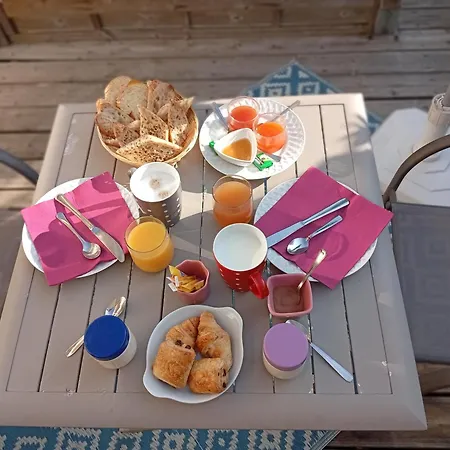 Comme Evidence Et D'hotes Pensionat 3*